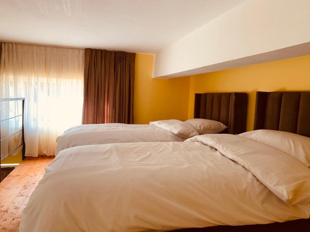 Auto Tana Guest House 티라나 외부 사진