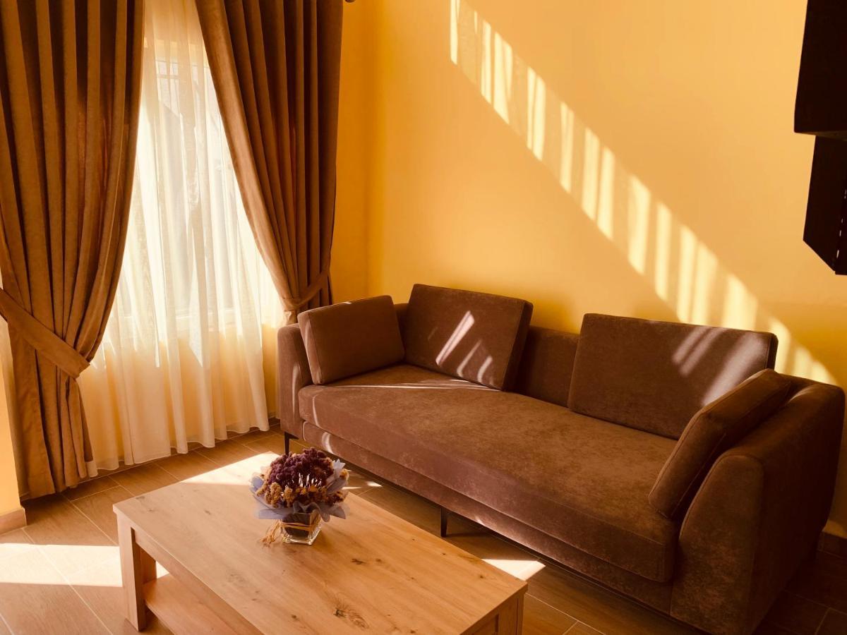 Auto Tana Guest House 티라나 외부 사진