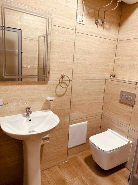 Auto Tana Guest House 티라나 외부 사진